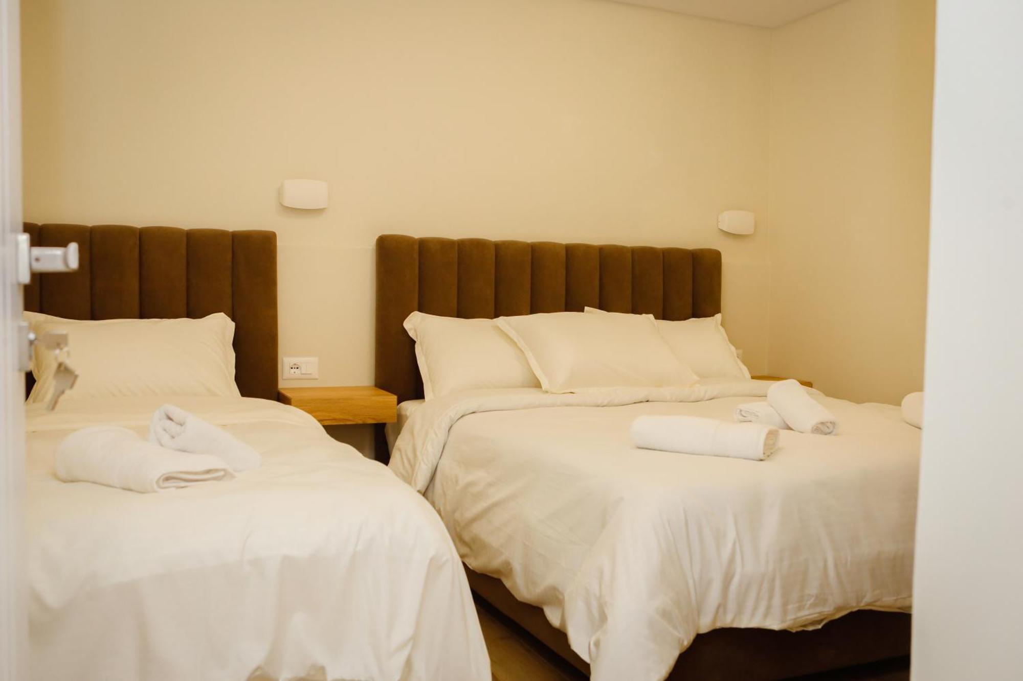 Petite Maison Hermes 3* Tirana