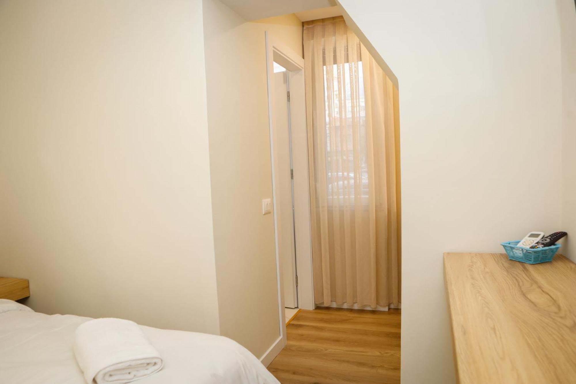 Petite Maison Hermes 3*