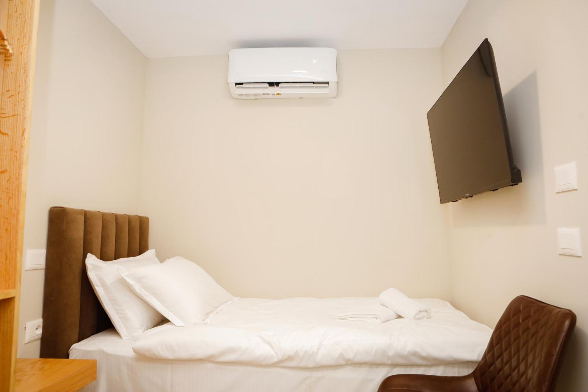Hotel Petite Maison Hermes Tirana