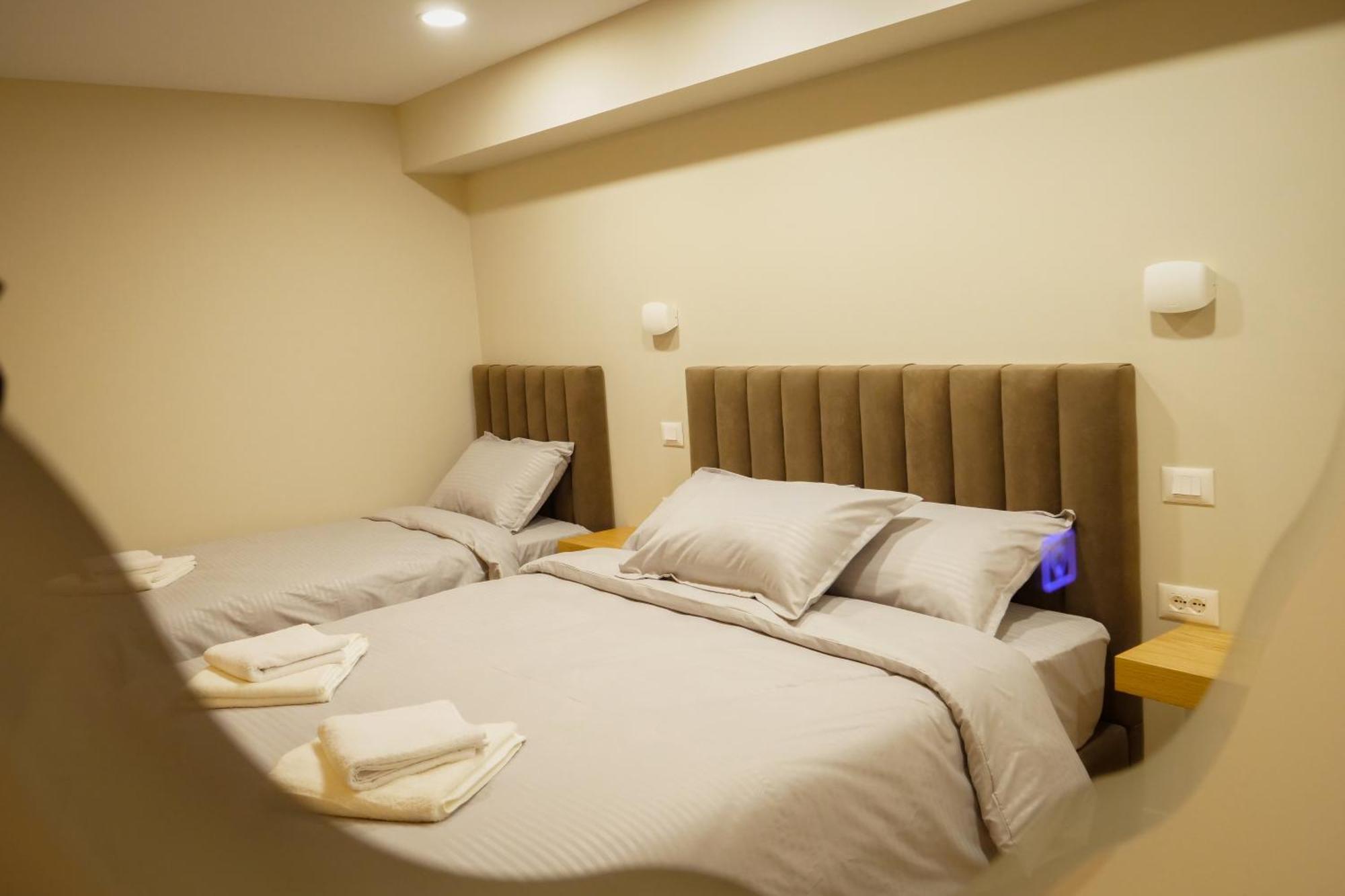 Hotel Petite Maison Hermes 3*
